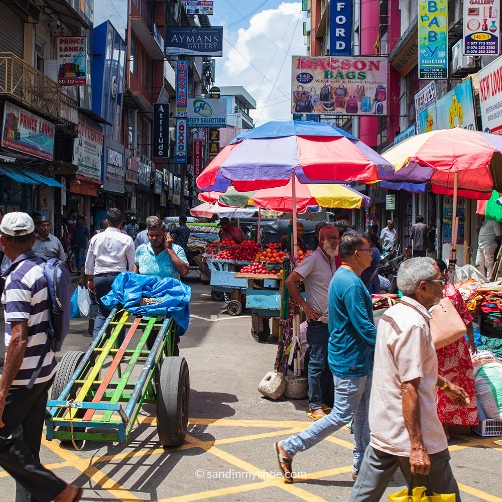 Pettah market busy with vendors and buyers — one of the top sights during a 1-day itinerary of Colombo.